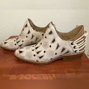 Musse & Cloud Coolise Laser Cut Ankle Bootie